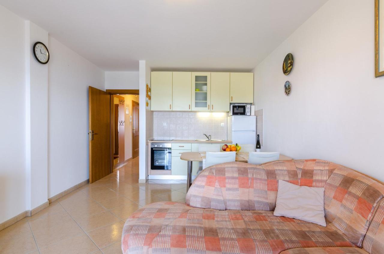 Apartamento Juanita Dramalj Exterior foto